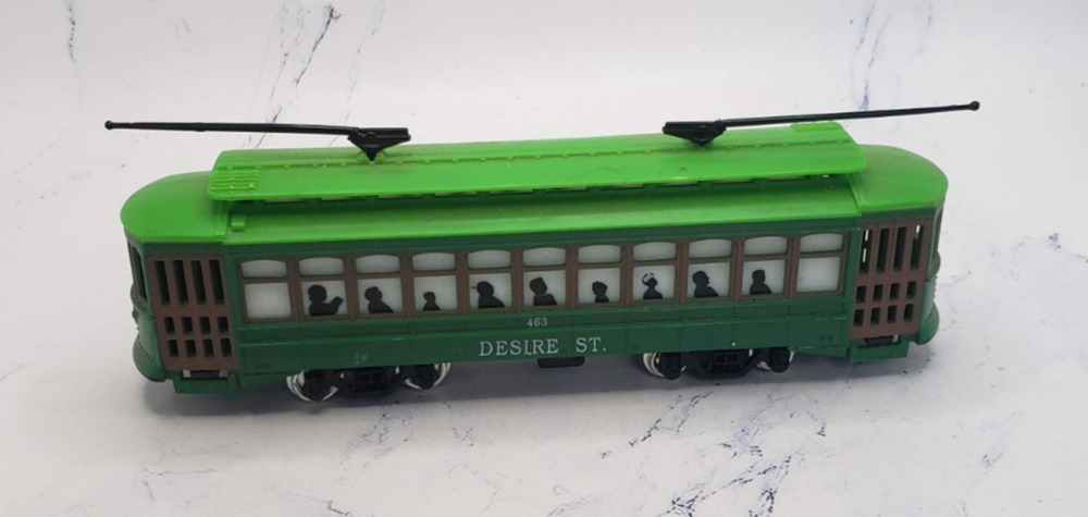 HO Scale Classic Trolley Car Desire Street Car #463